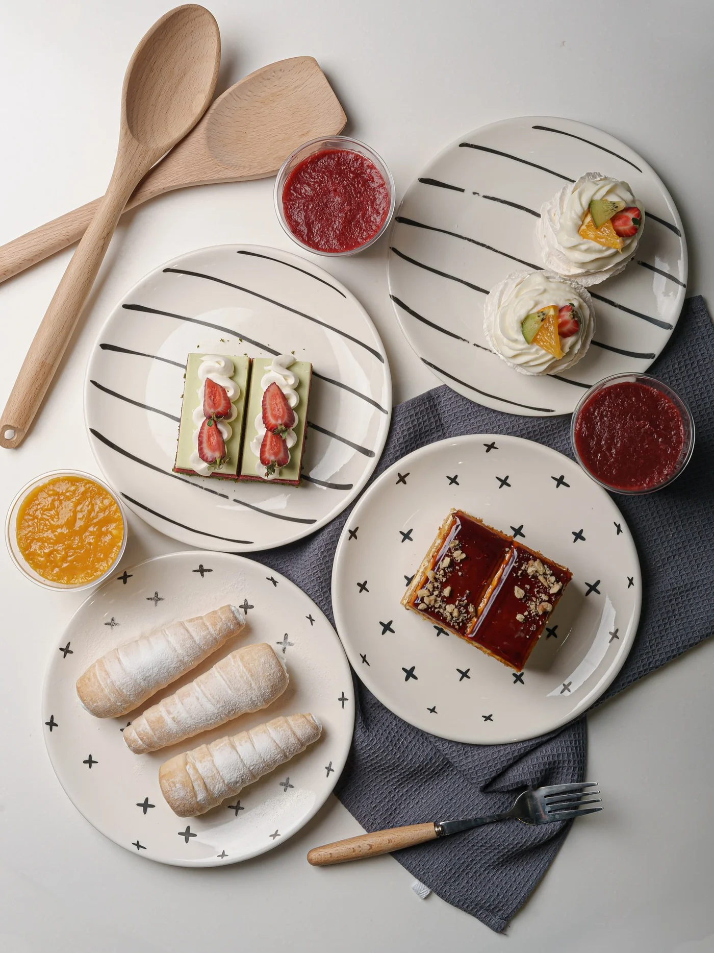 Фуршетные десерты Hadi Bakery